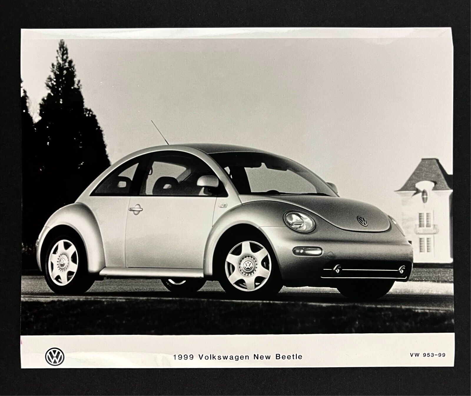 1999 Volkswagen New Beetle Bug Buggy Car Vintage Promo Press Photo