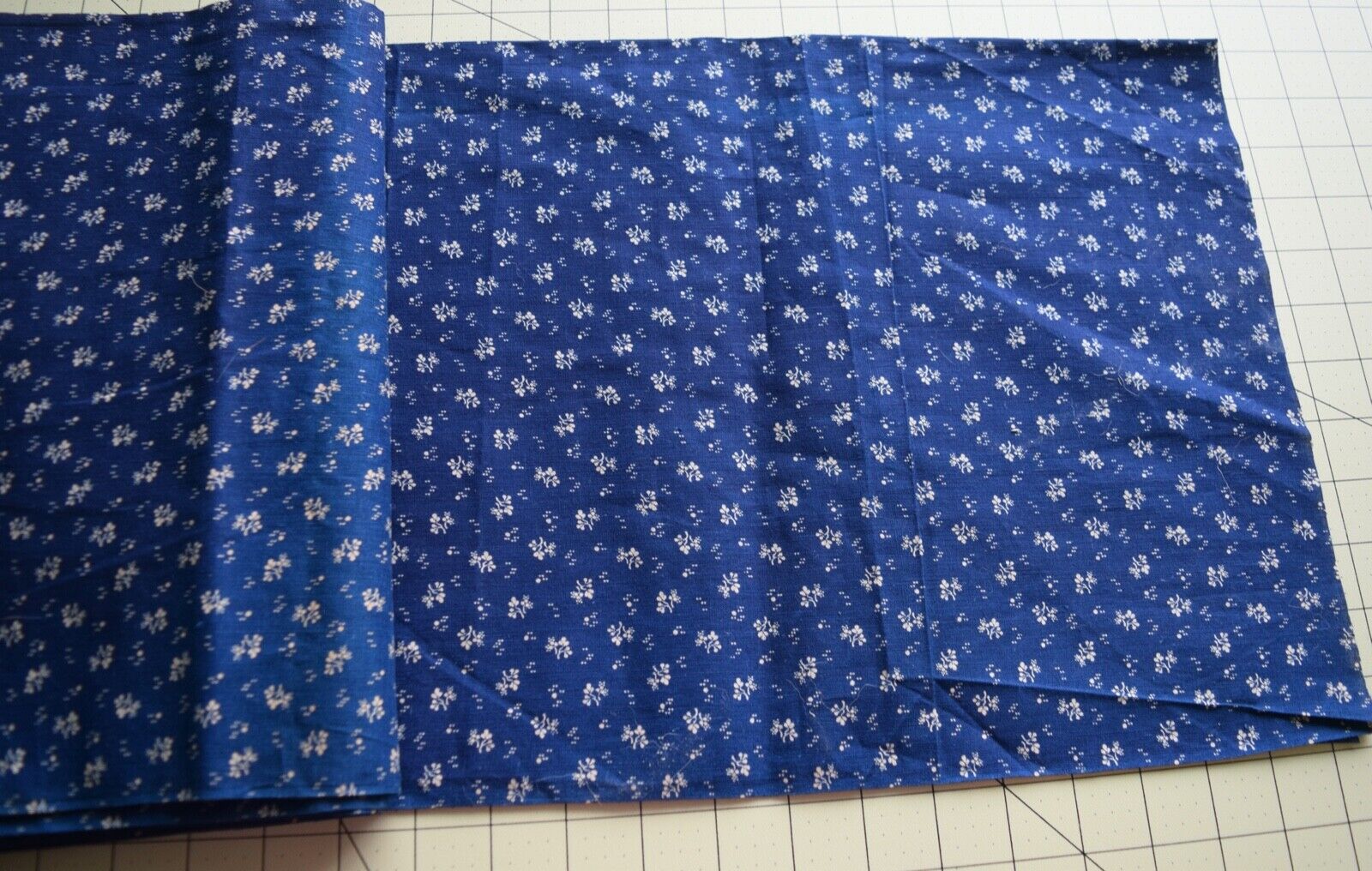 2889 1/4 yd antique 1870's cotton fabric, indigo with tiny white flowers