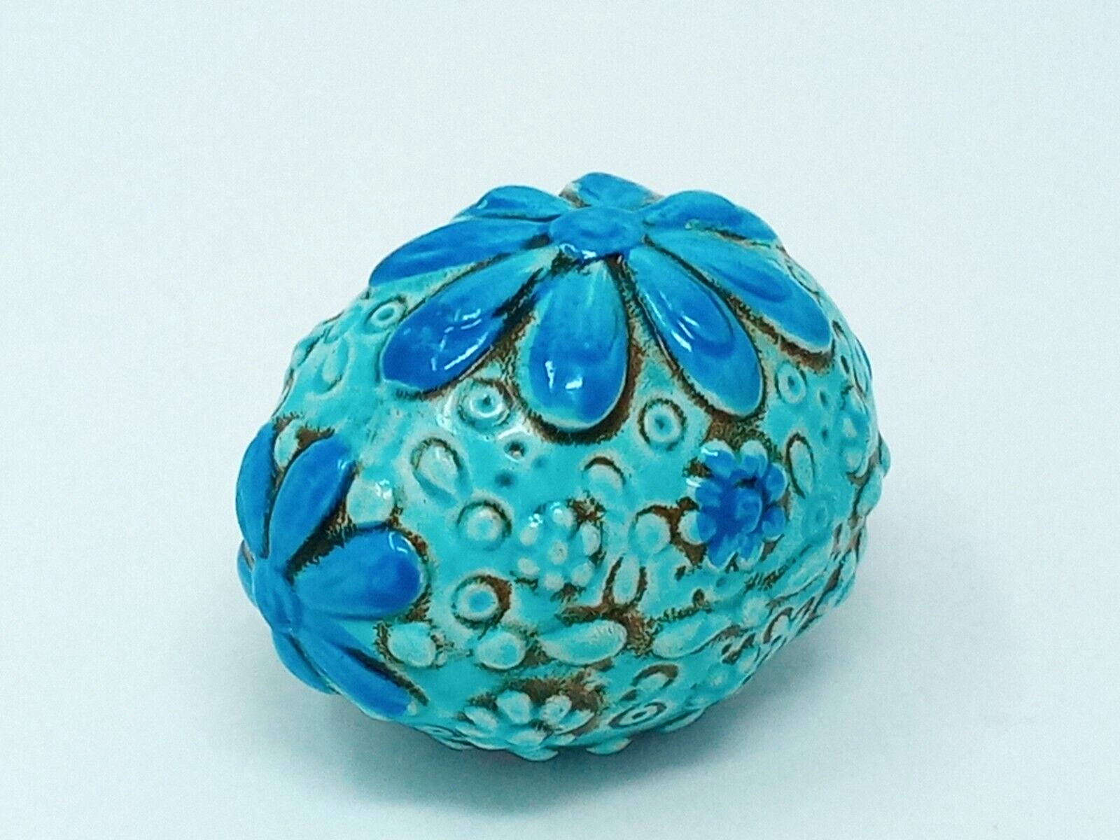 Ceramic Easter Egg painted flowers 2-tone blue 2\