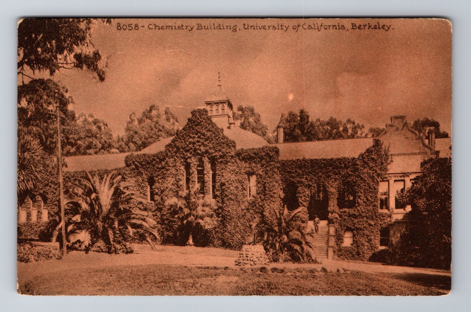 Berkeley CA-California, Chemistry Building, Antique, Vintage Souvenir Postcard