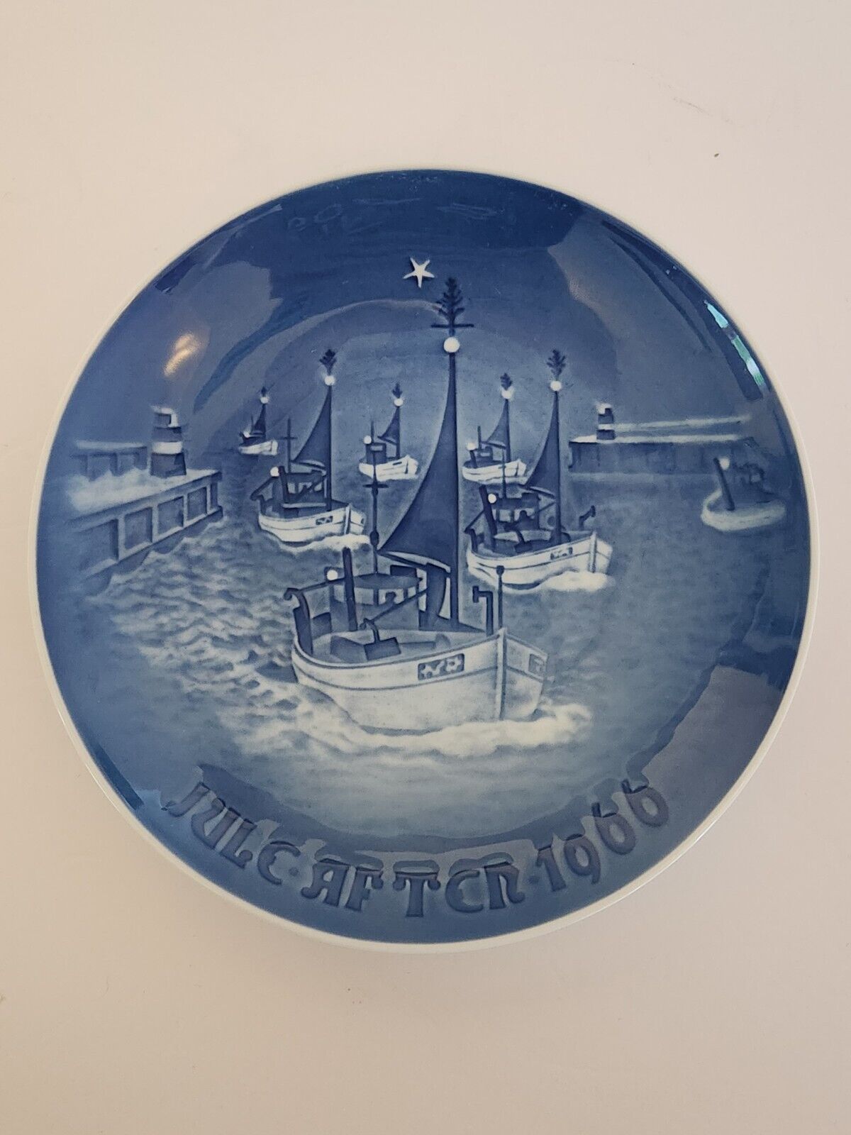 Vintage Bing & Grondahl B&G Jule Aften Denmark Christmas Plate 1966