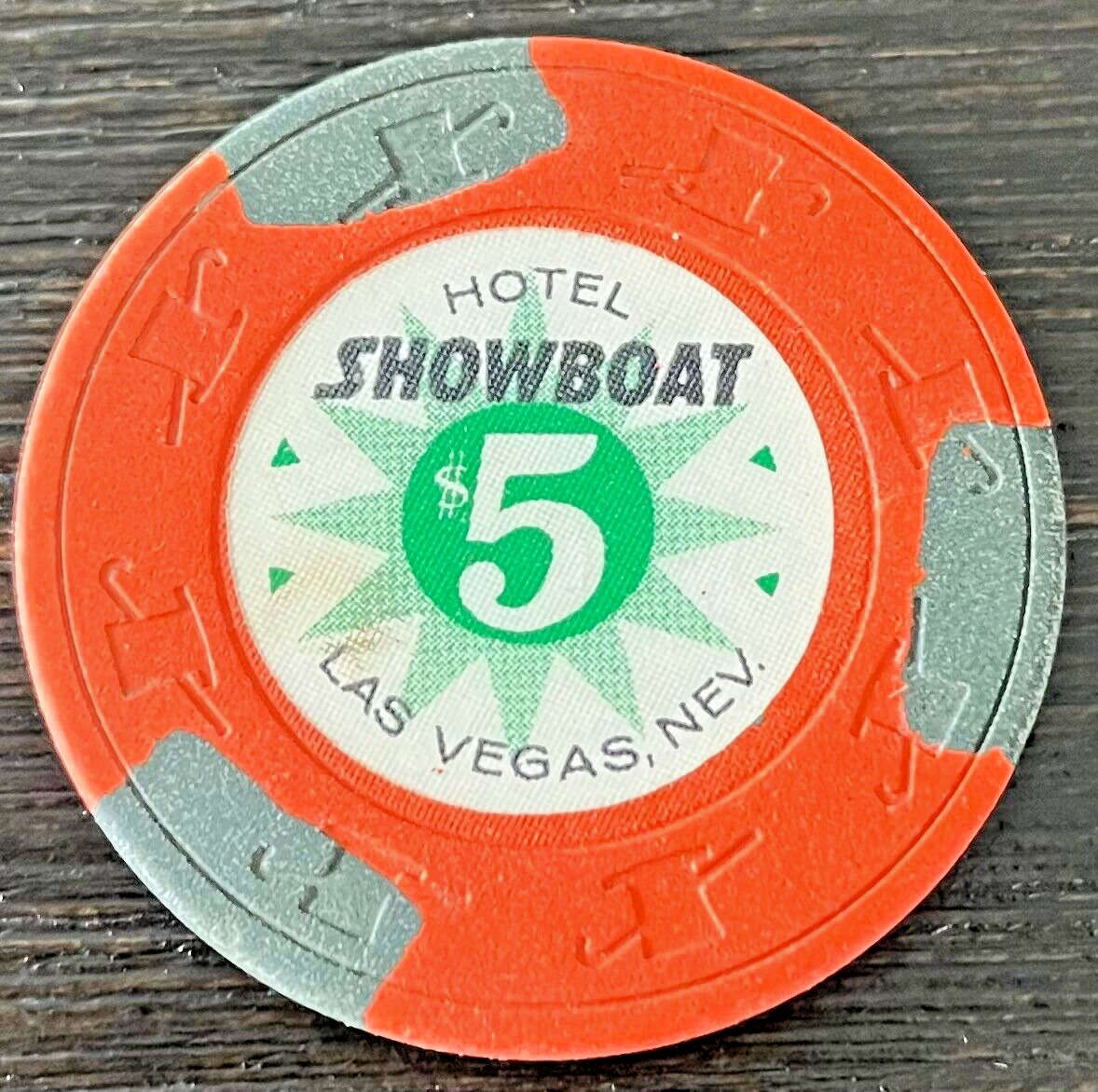 Showboat Hotel Casino The Strip Las Vegas NV $5 Casino Chip Obsolete