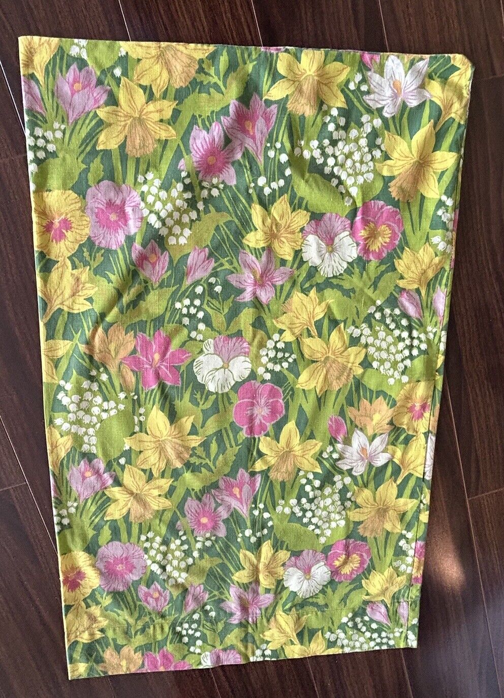 Vintage 60s 70s Floral Flower Power Hip Pillowcase Lady Pepperell Pink Green