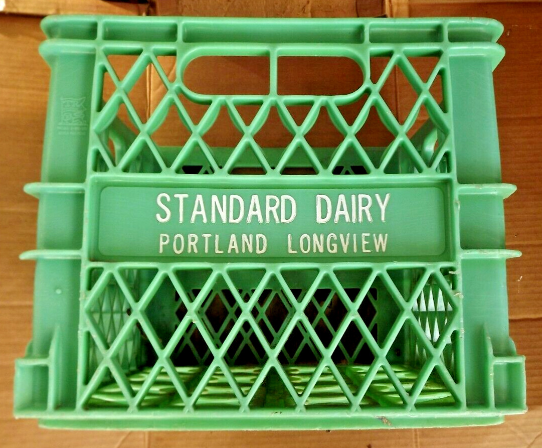 Vintage STANDARD DAIRY Plastic Milk Crate  /  Portland (Oregon} Longview (Wa.)