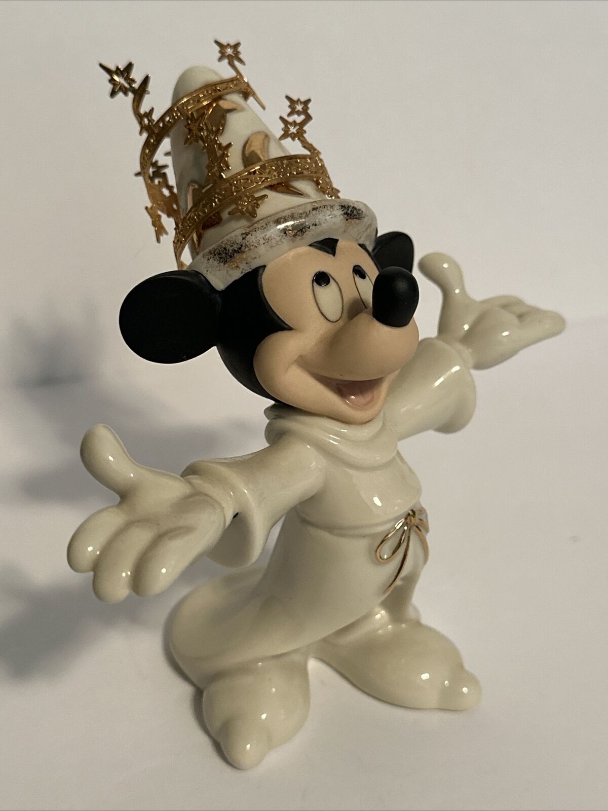 Disney Lenox Mickey's Magic Moment Figurine 24kt Gold Accents Mickey Mouse Box +