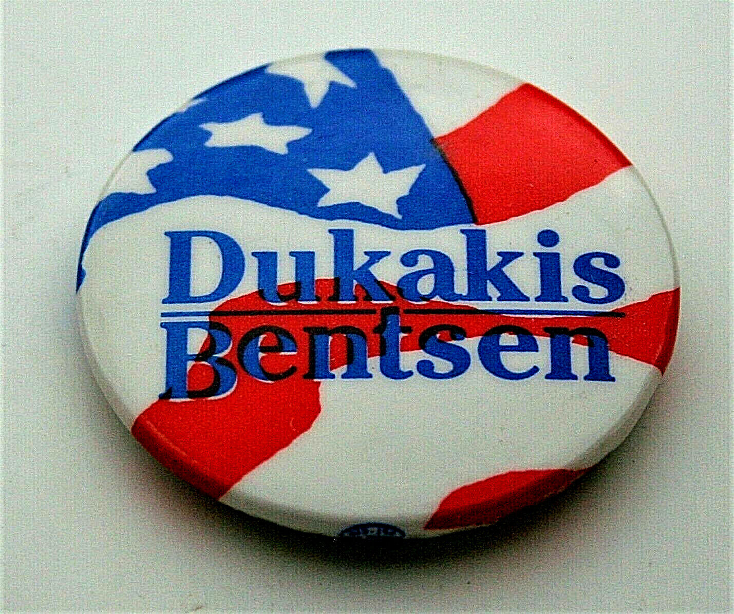 1988 Dukakis Bentsen for President Election Campiagn Button Pin Nice 1.5 inch