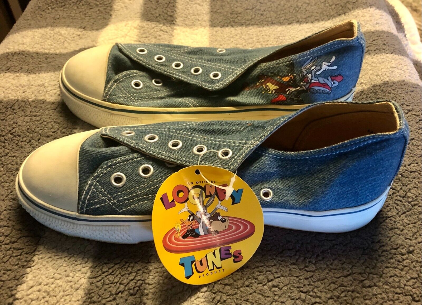 Looney Tunes Vintage 1993 Shoes - No Laces