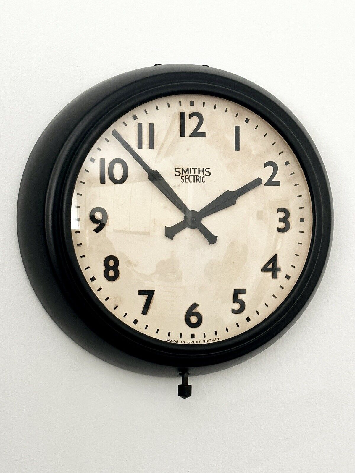 1950s Government Issued SMITHS SECTRIC Wall Clock.