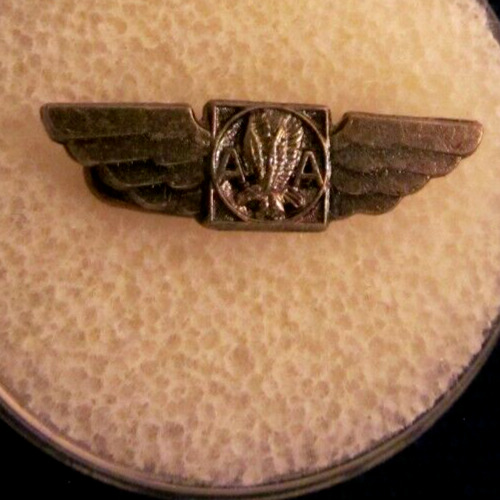 very EARLY American Airlines wing badge pin, has LEFT facing EAGLE