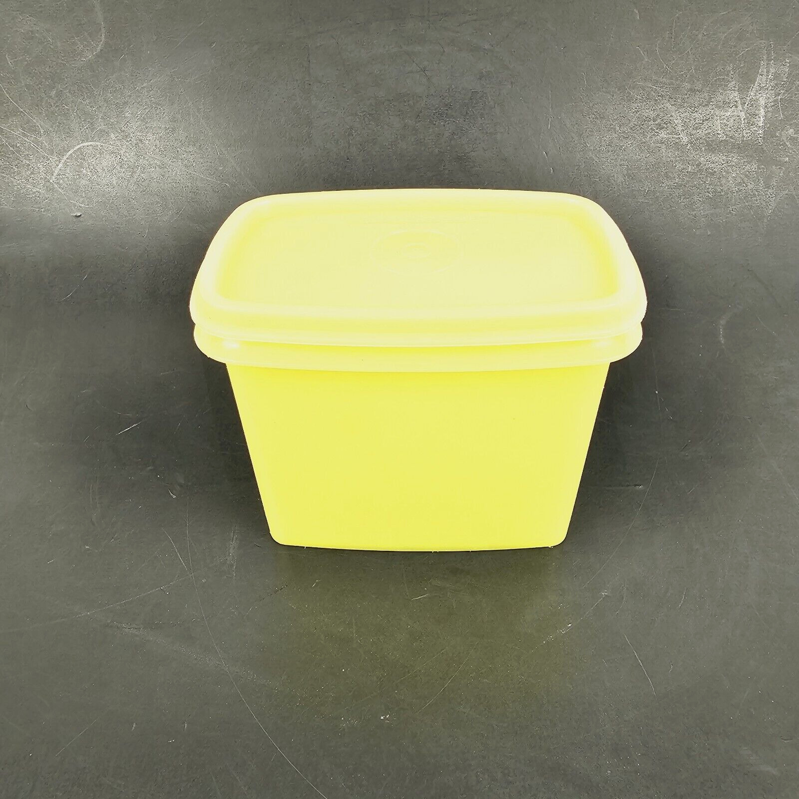 VINTAGE TUPPERWARE RECTANGLE SMALL SHELF 1243-5 YELLOW STORAGE CONTAINER W/ LID