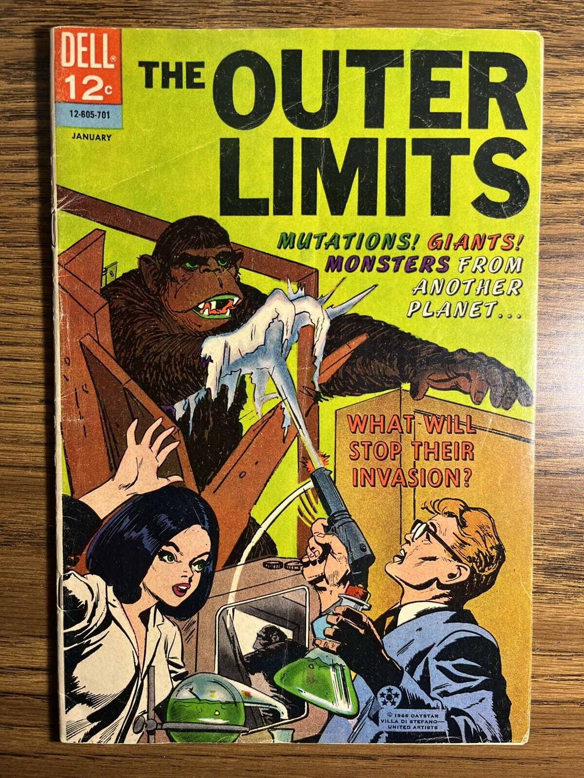 THE OUTER LIMITS 11 DELL PUBLISHING COMICS 1967 SILVER AGE SCI-FI VINTAGE