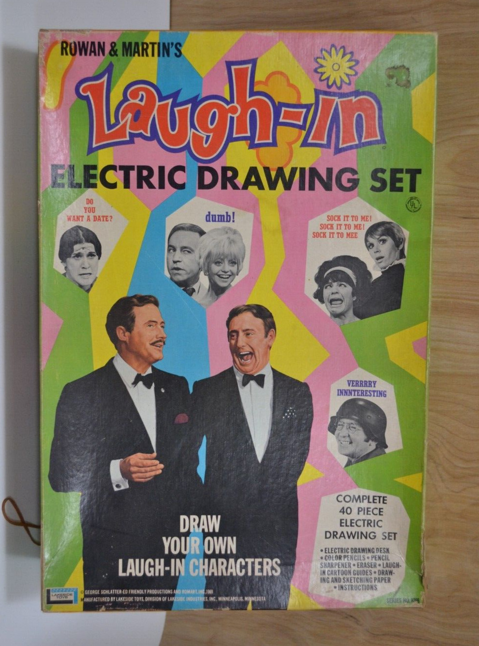 Laugh-In Electric Drawing Set Vintage 1969 Box Damaged  Board Intact