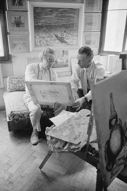 American director Nicholas Ray talking about painting Italian tail- Old Photo