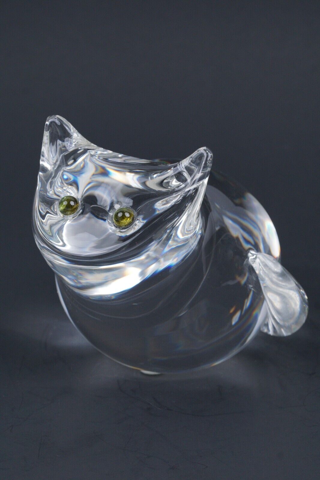 Steuben Signed Art Glass Crystal Cat W/ Tourmaline Green Eyes Figurine 5\