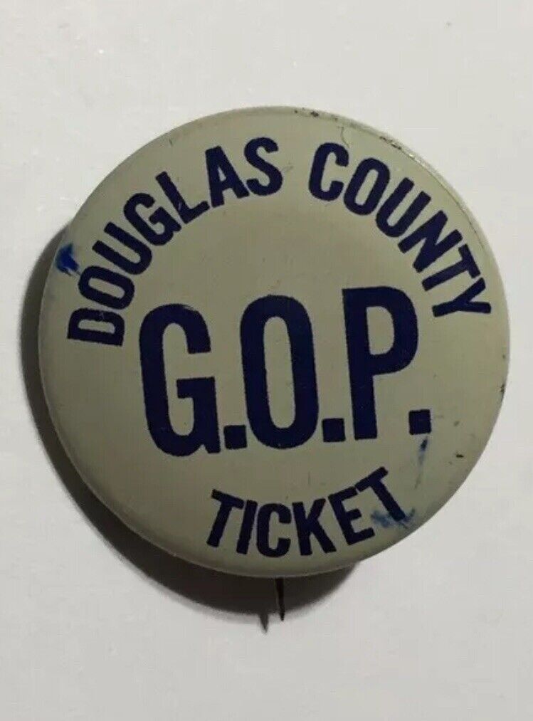 Douglas County Republican Vintage 1964  Nixon Political Gop Button Pin