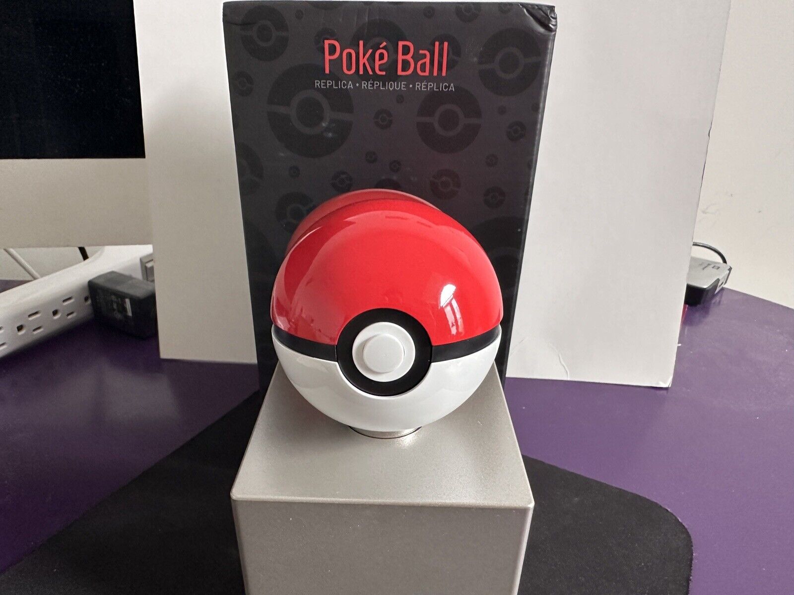 Pokemon Die-Cast Pokeball Replica by The Wand Company Figure Red Poke Ball