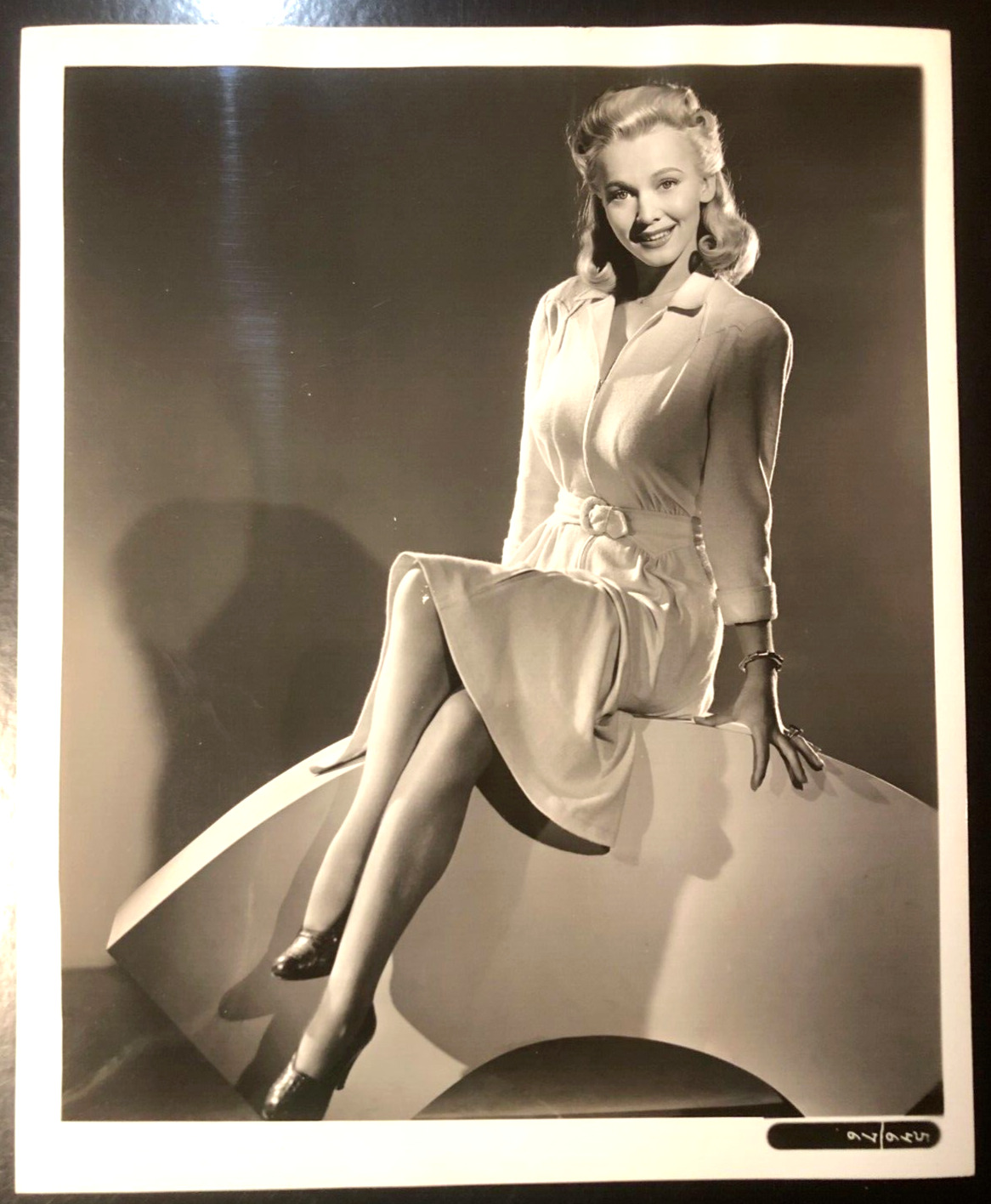 Actress Carole Landis 1940\'s Original 8x10 Publicity Photo