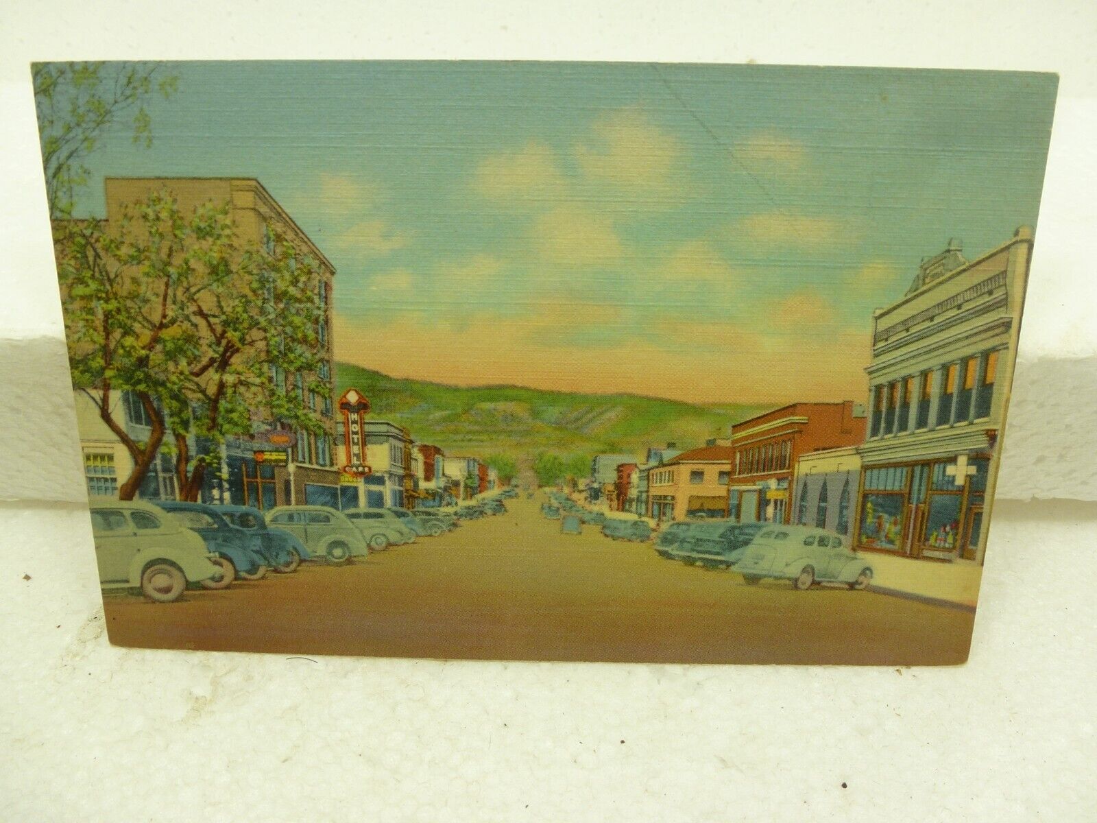 Post Card Second Street Raton NM Linen Unused Unposted