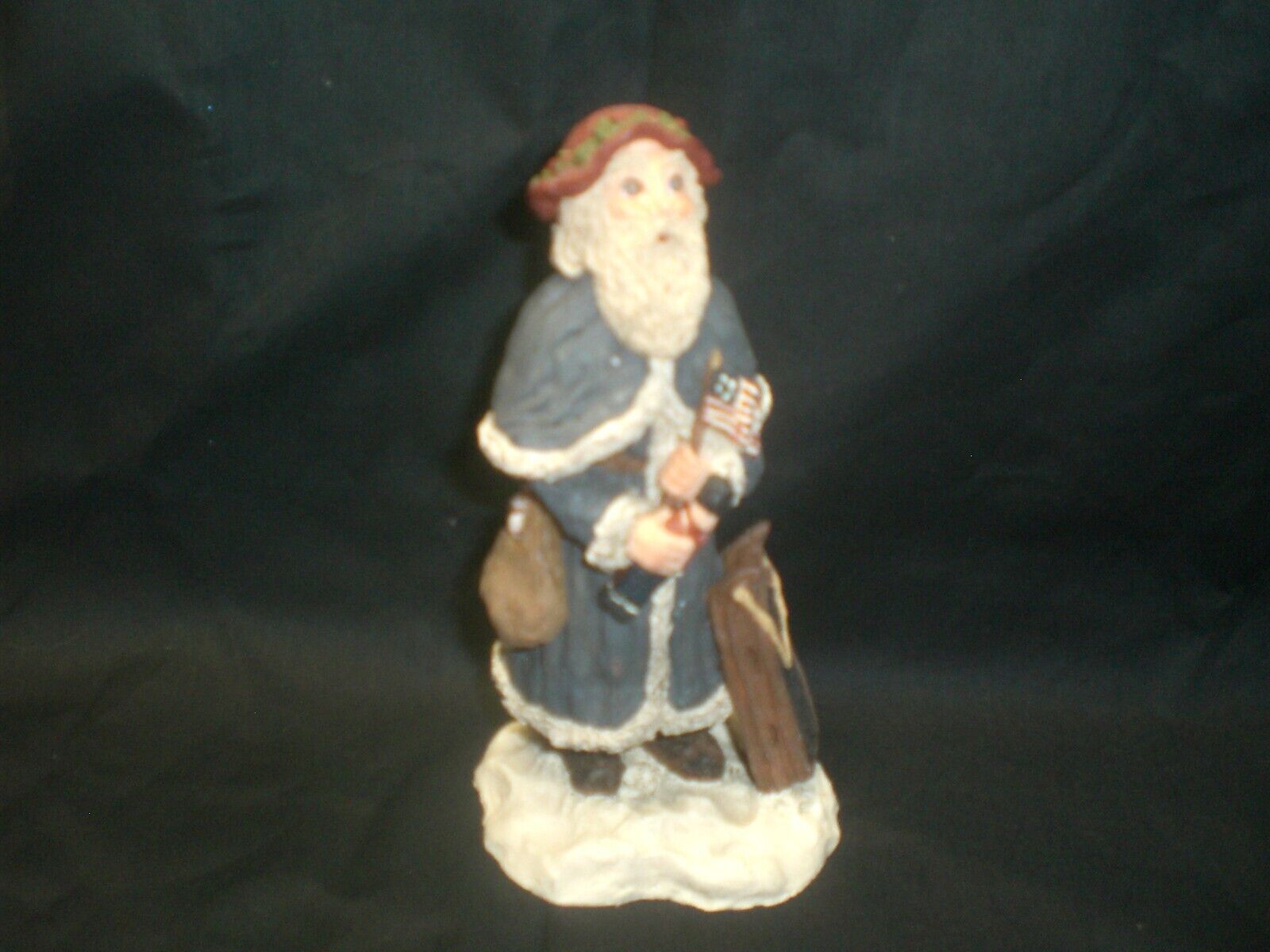 June McKenna vintage 1986 6 inch Patriotic Santa Christmas figurine