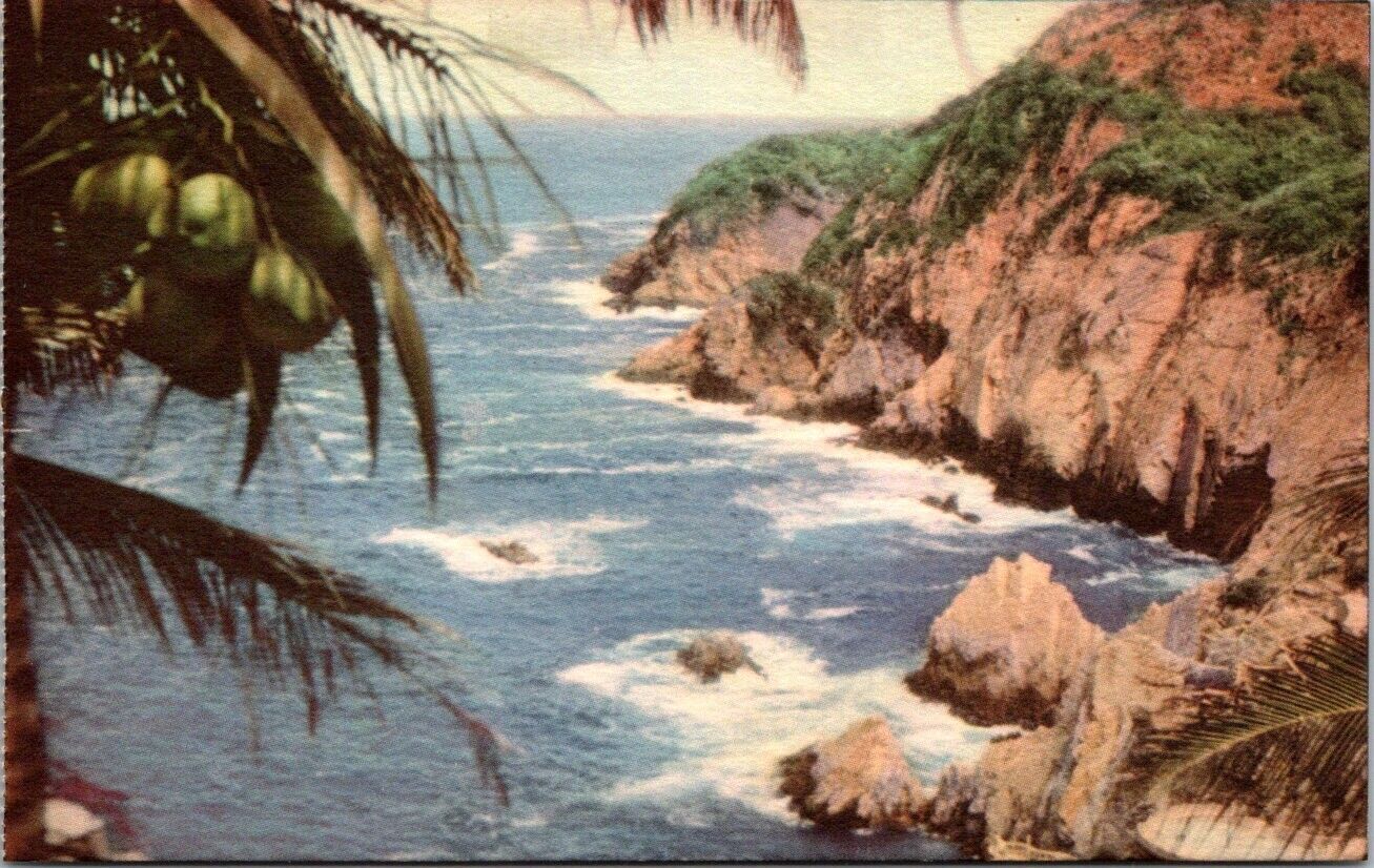 Vintage Postcard Coastline Acapulco Mexico A7