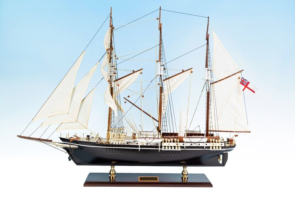 SEACRAFT GALLERY Endurance – Sir Ernest Shackleton Painted Model Ship 75cm