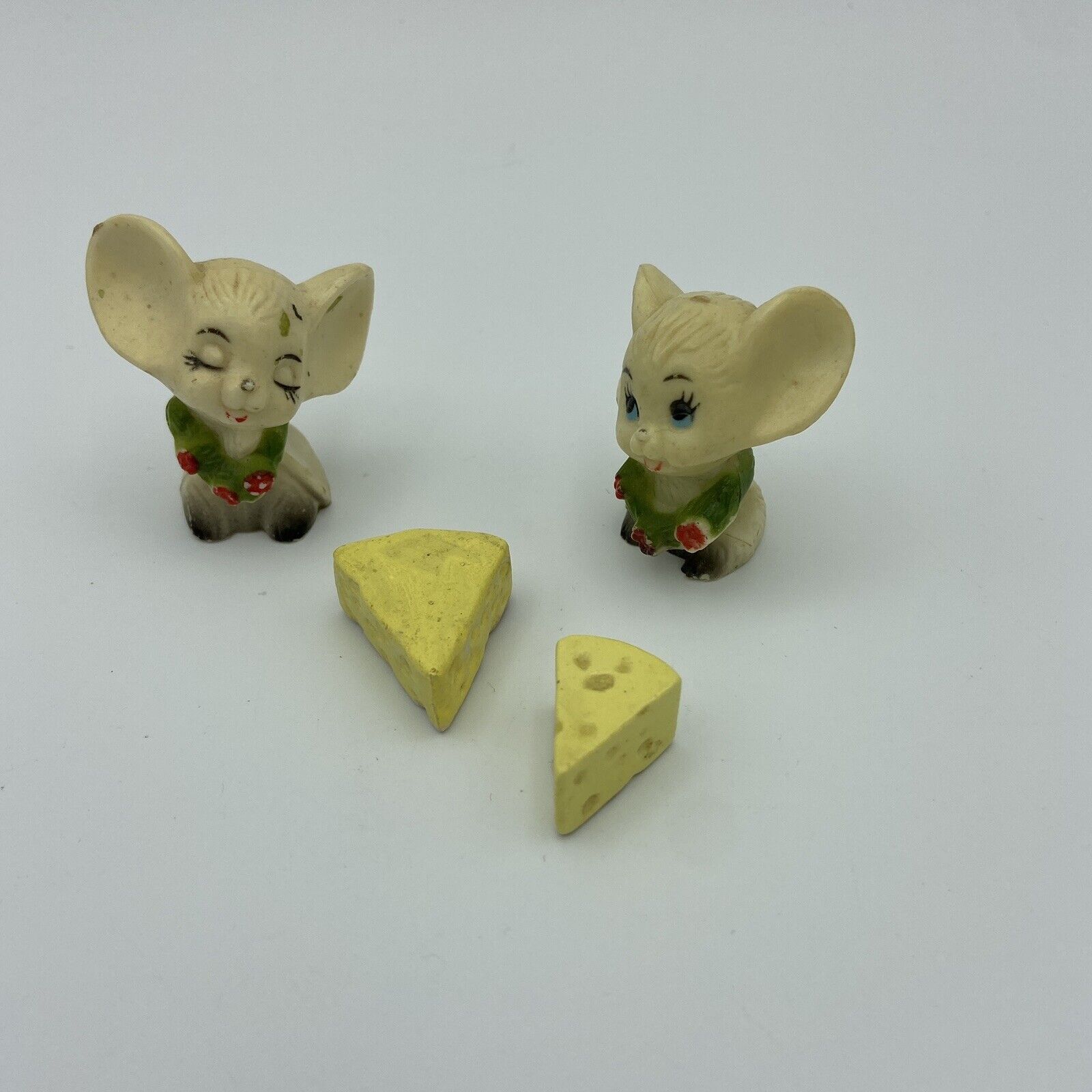 Vtg Miniature Christmas Mice & Cheese 2\