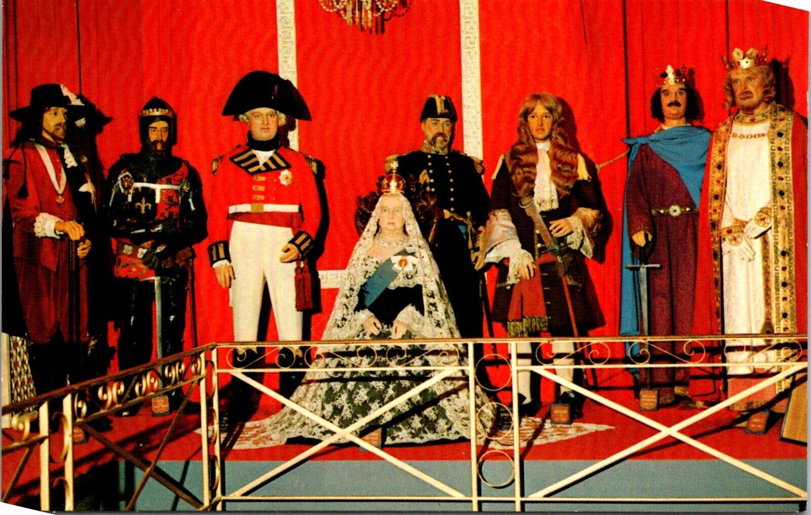 Hall of Kings, Charles; Edward; Napoleon; Queen Vitoria; England, YA301