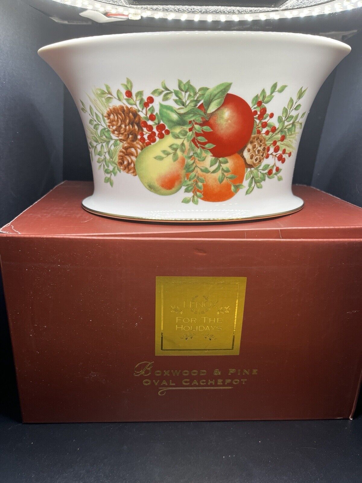 Lenox Boxwood & Pine Oval Cachepot For The Holidays Vase Bowl
