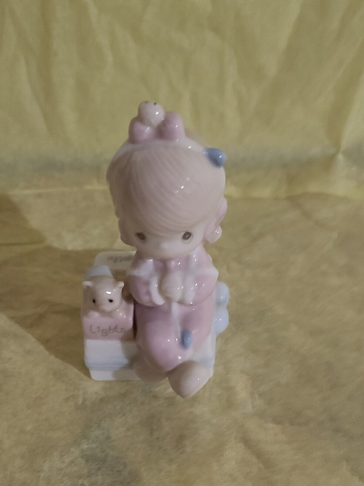 1994 Precious Moments - May Your Christmas be Delightful Musical Ornament - Girl