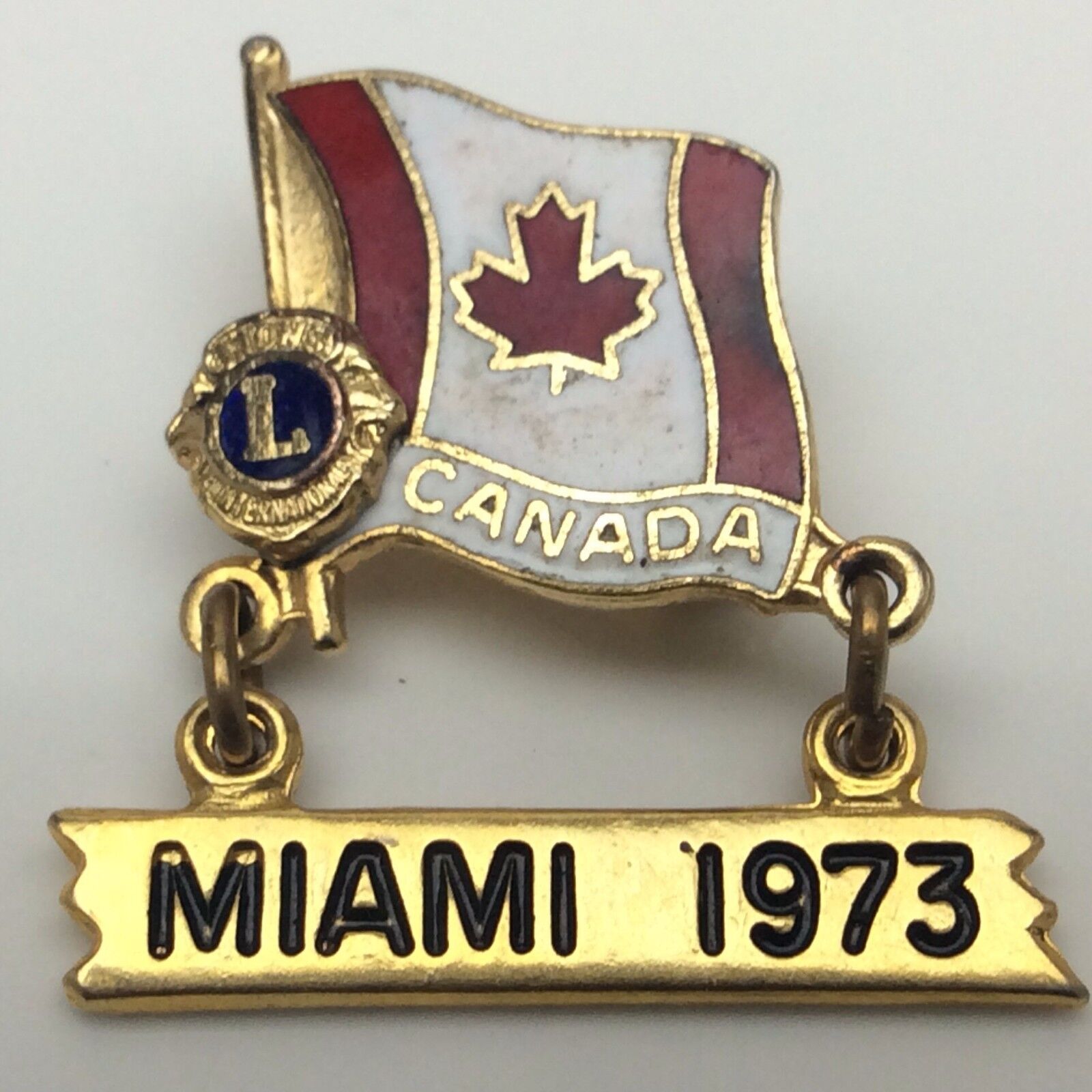 1973 Miami Florida Vintage Lions Club Canada Pin C001