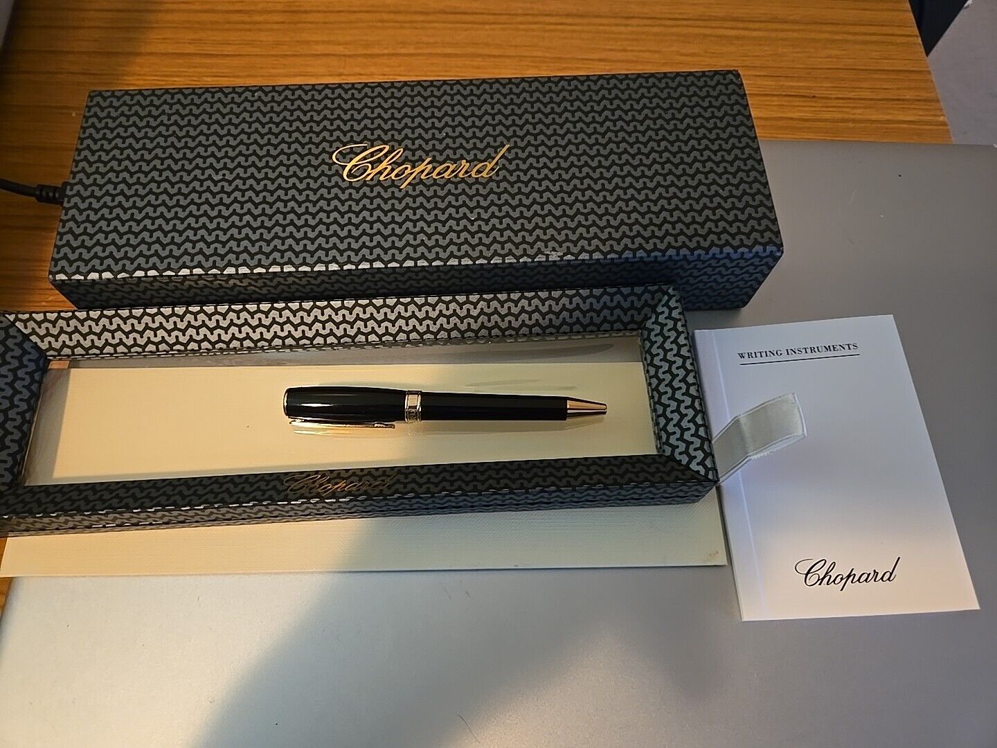 Chopard Black And Gold Ball Point Pen Blue Ink (5028)
