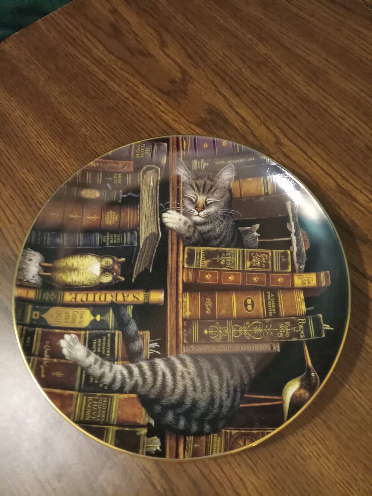 Charles Wysocki Frederick the Literate Cat Plate Purr-fect Places First Edition