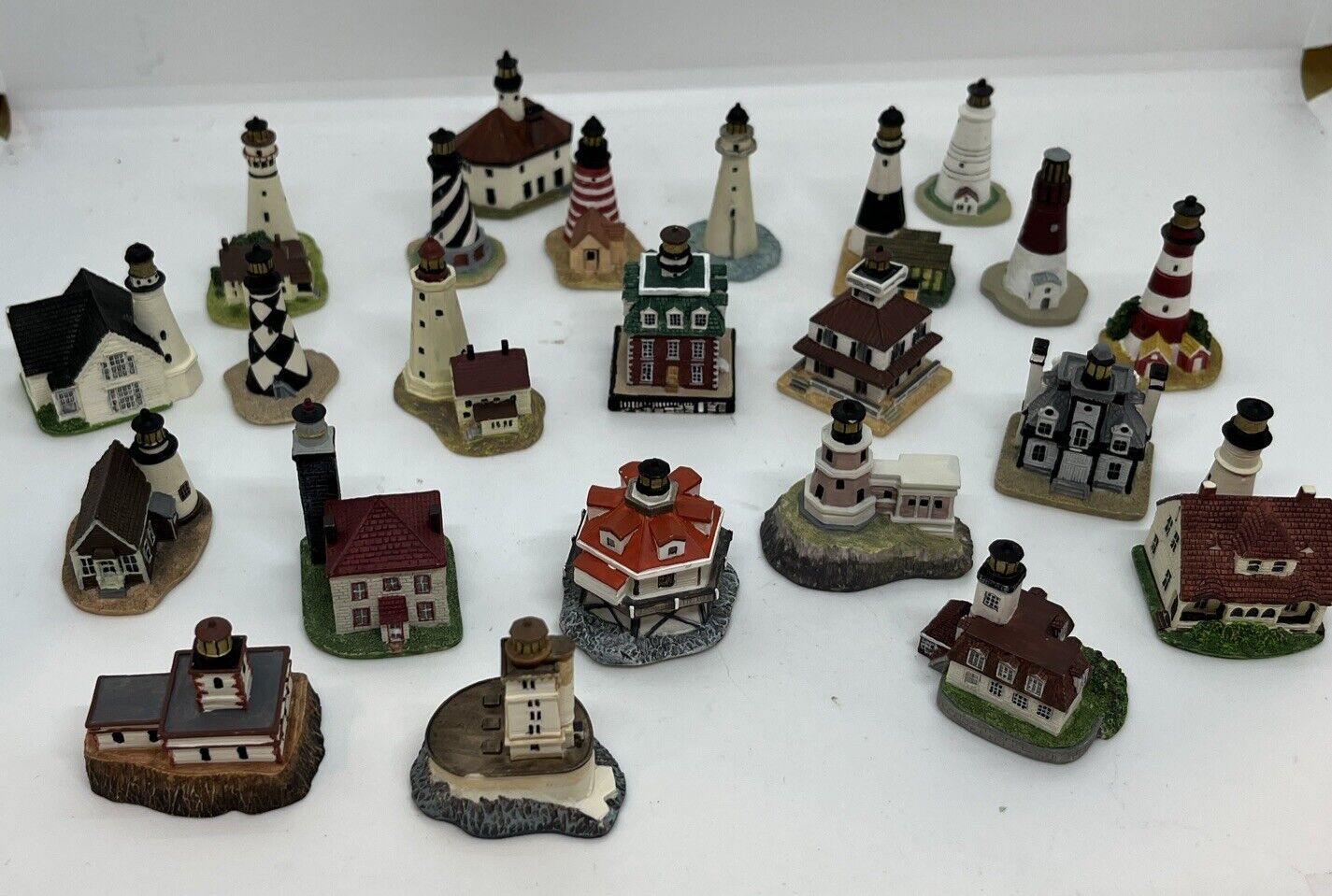 Set / Lot of 23 Lenox Handcrafted Mini Lighthouses Thimbles