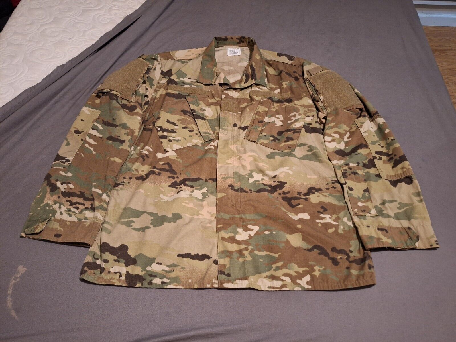 U.S. Army OCP Army Combat Uniform Combat Coat Large-Long Used