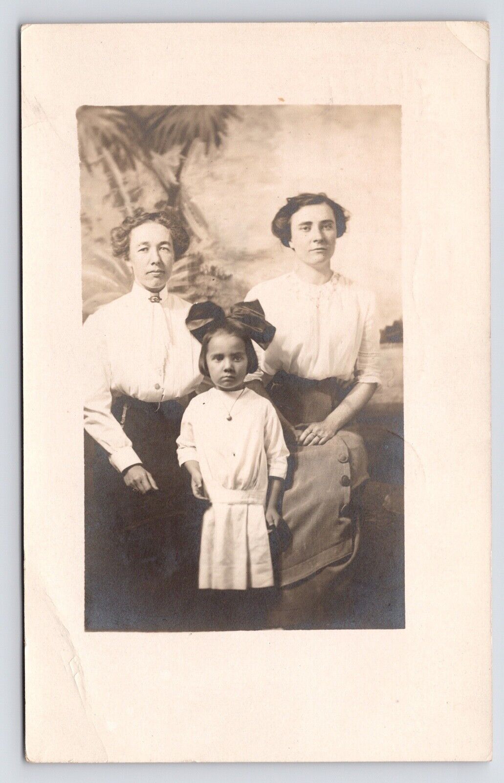 1912 Mother & Daughters  Candid Family Studio Photo Victorian RPPC Postcard