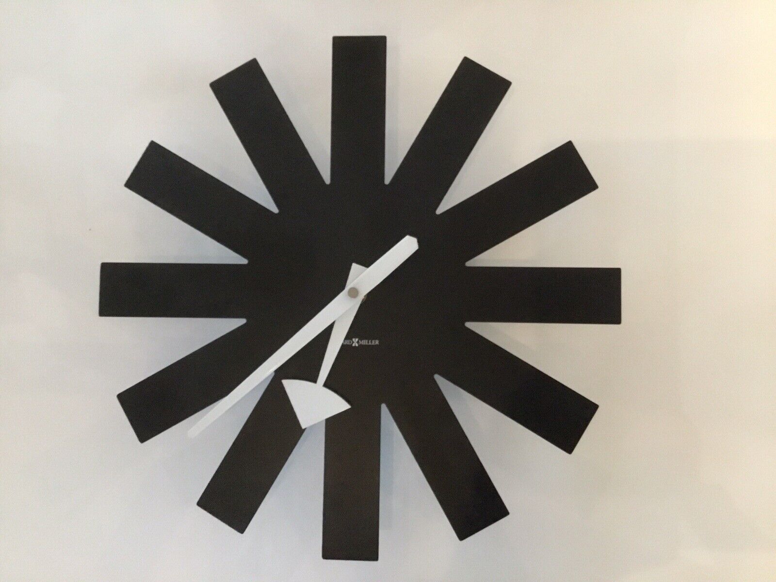 Style Of George Nelson For Howard Miller/ Vitra Asterisk Battery Wall Clock MCM