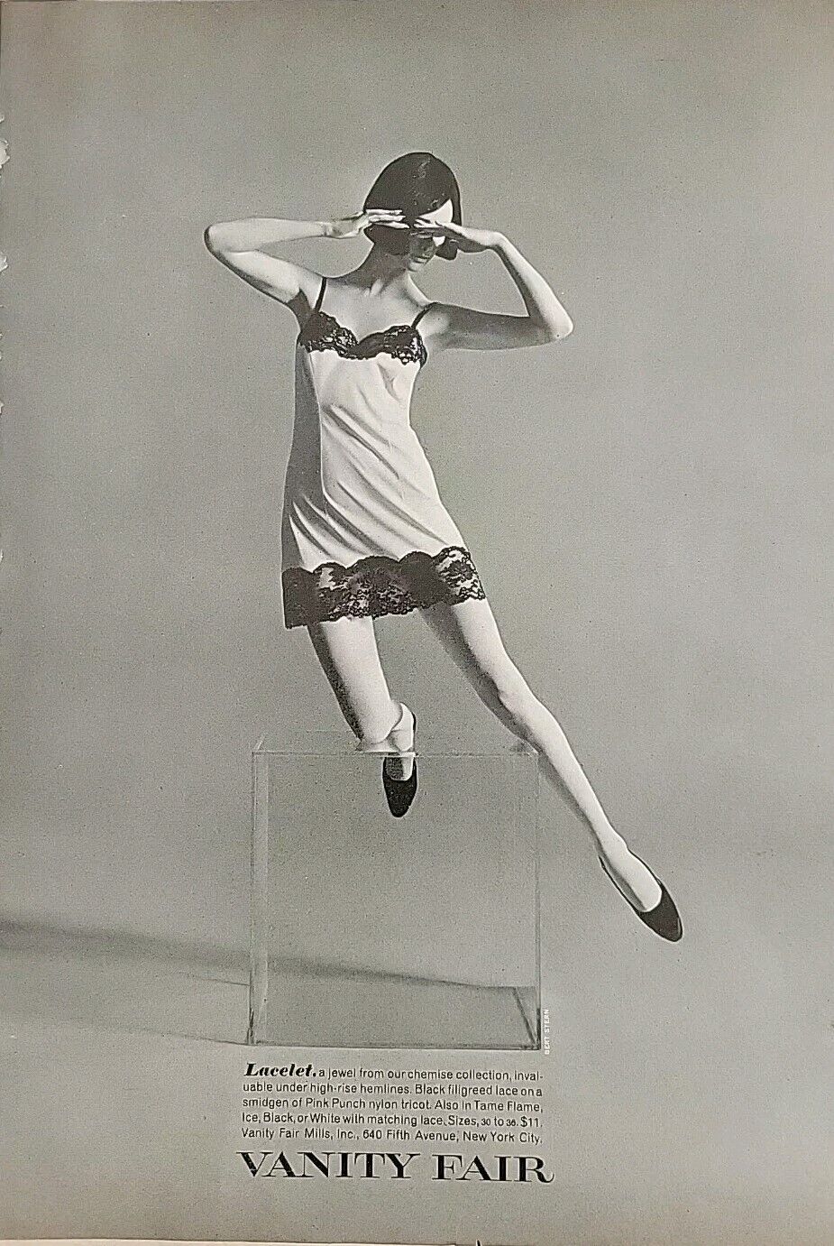 1967 Women\'s Vanity Fair black lace trim Lacelet slip lingerie vintage ad 