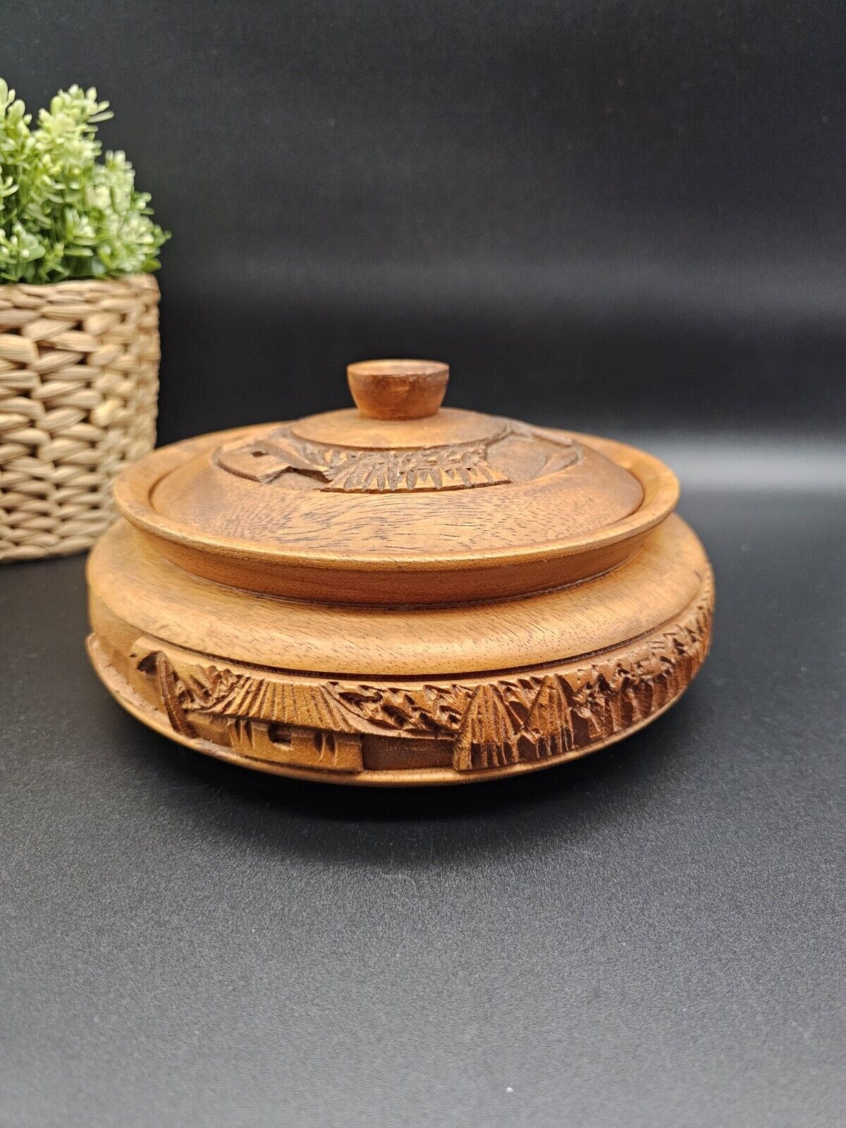 Vtg Hand Carved Round Wooden Lidded Jewelry Trinket Box Candy Box BOHO Tropical