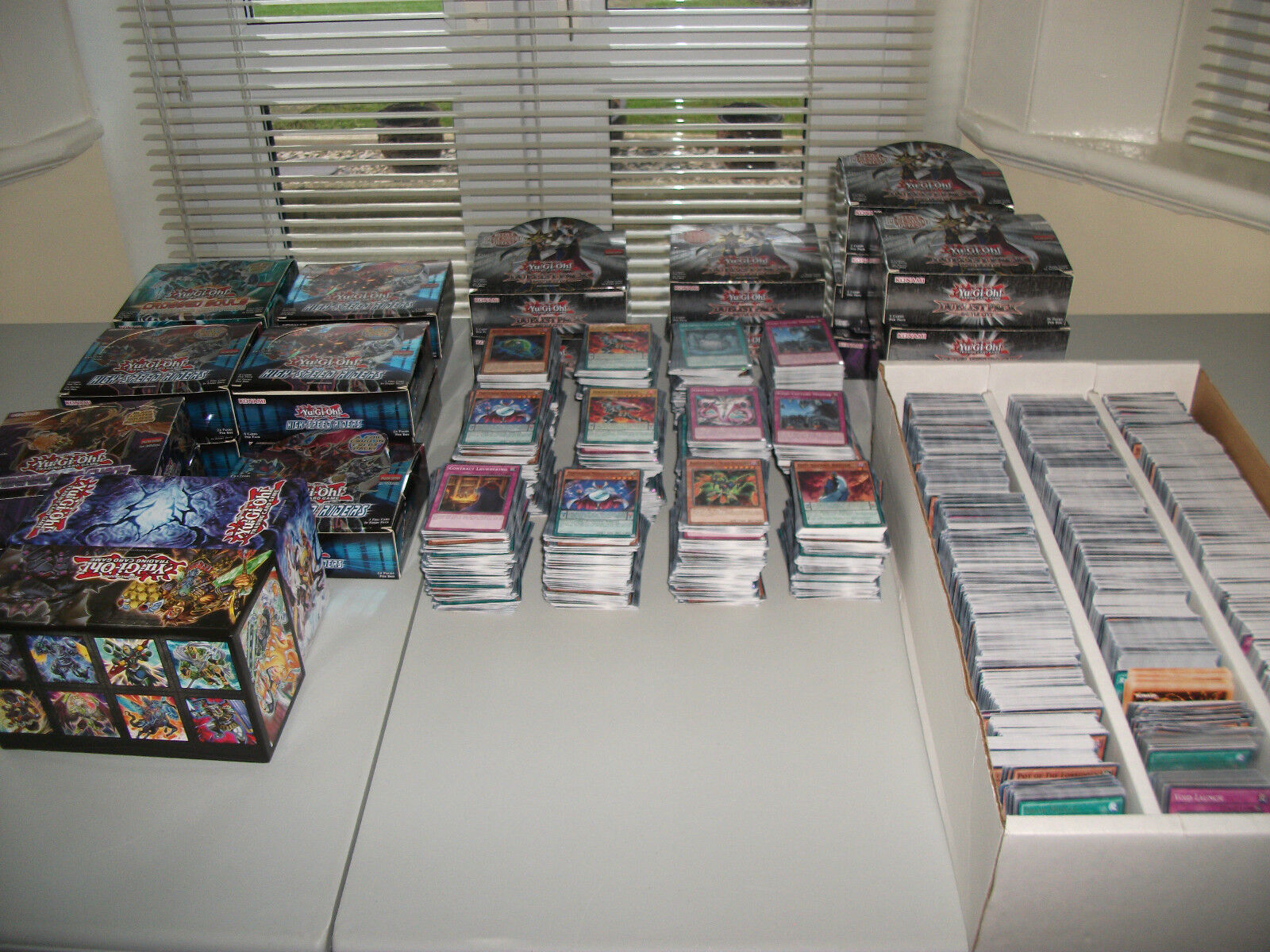 YU GI OH 50  CARDS   MIX  INCLUDING  RARES and FOILS    Massive Clearance