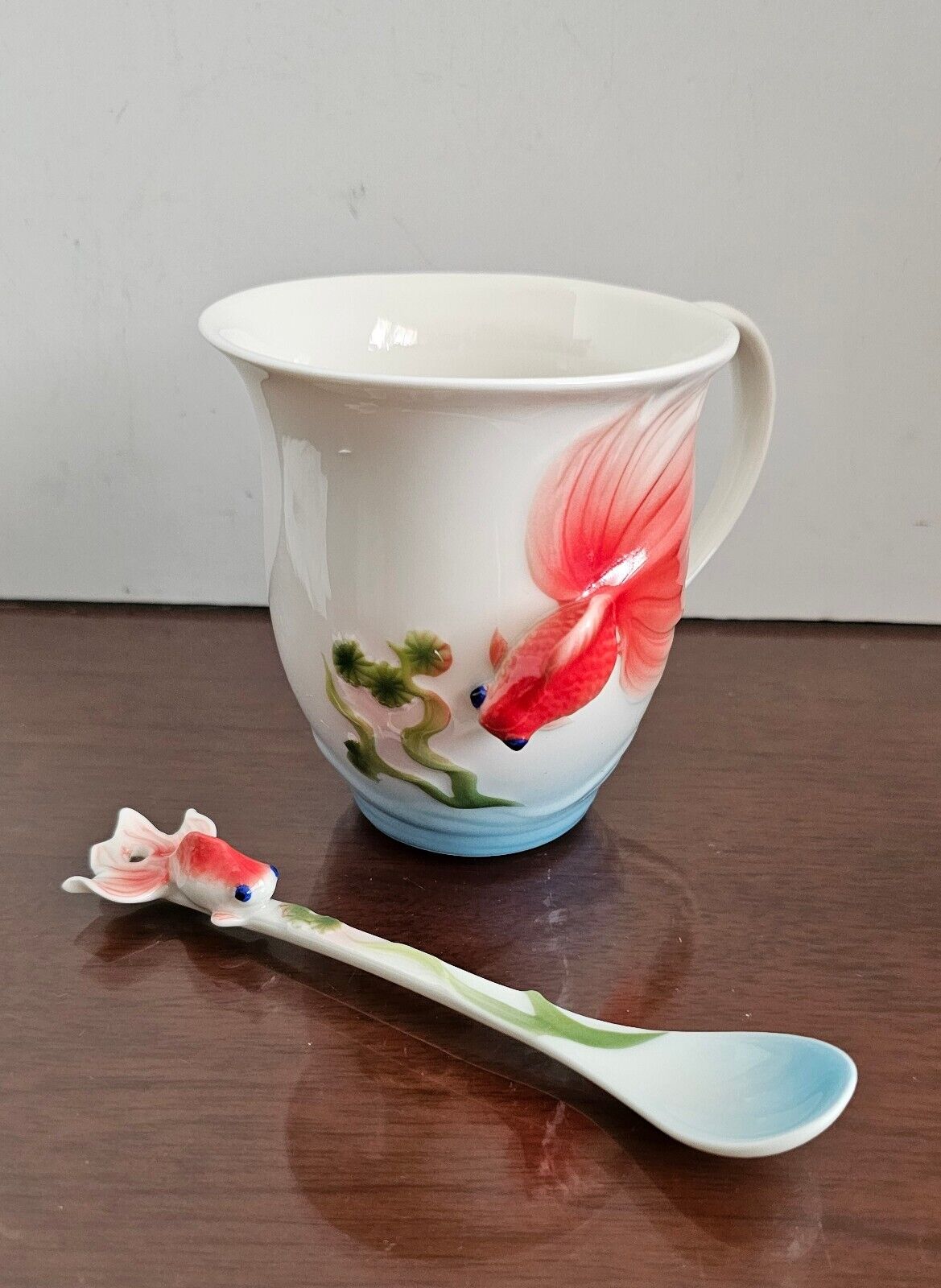 RARE Ali\'i Porcelain Goldfish Tea Coffee Cup with Matching Spoon Set-NIB