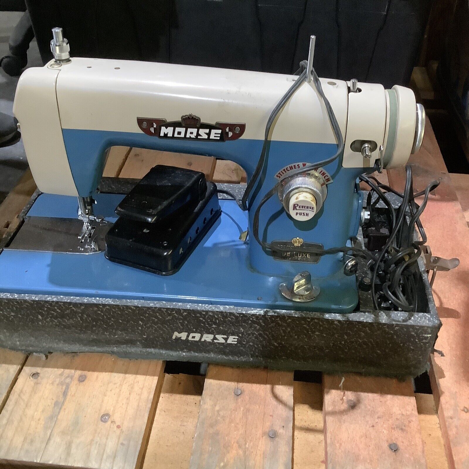 Morse Sewing Machine Precision Built De Luxe Vintage W/ Case+Pedal TESTED
