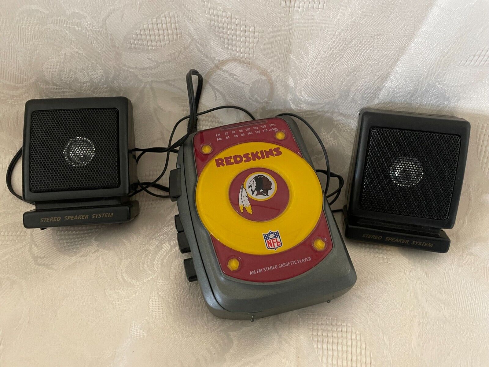 Retired Vintage Washington Redskin  Working AM/FM Cassette Player w Speakers