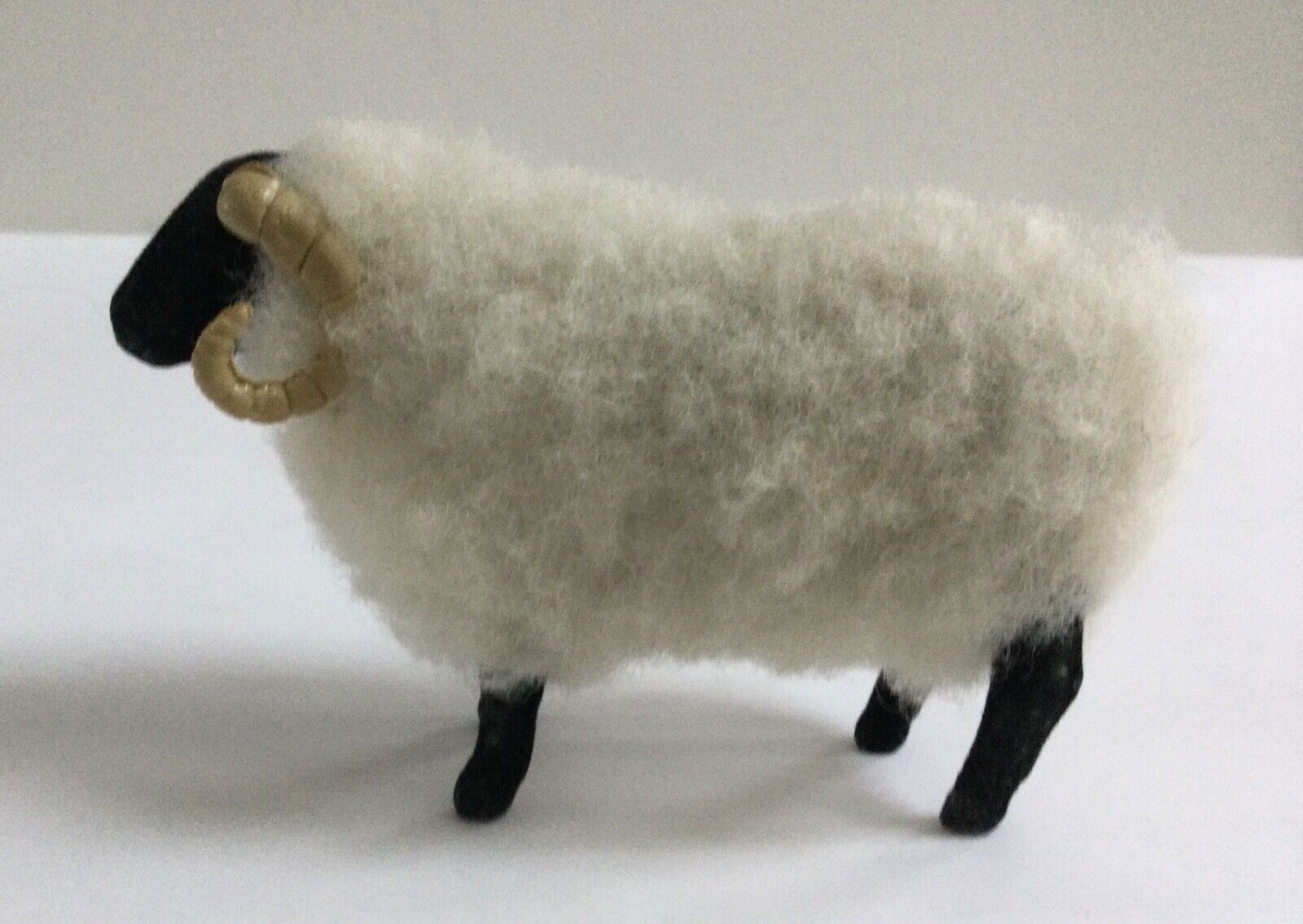Vintage Woolly RAM SHEEP  w/ Large Horns
