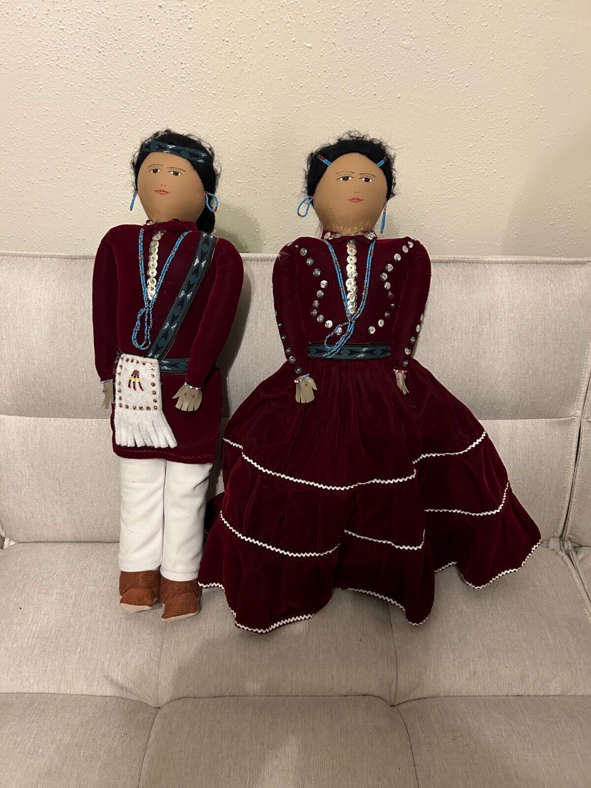 Vintage Large Navajo Indian Male&Female Dolls 24\