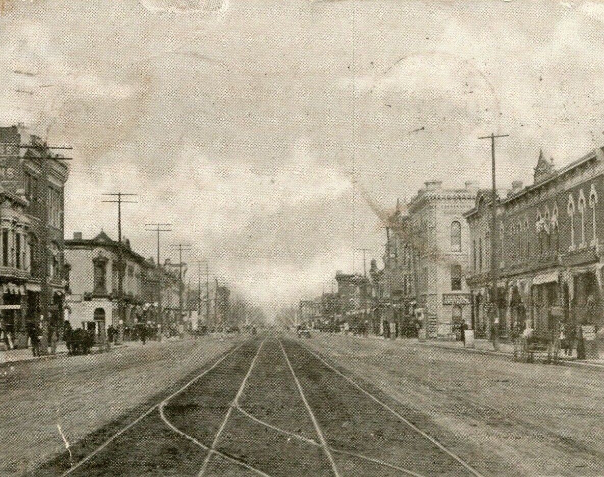 Vtg Postcard 1906 Main Street Hutchinson Kansas Dirt Street View 