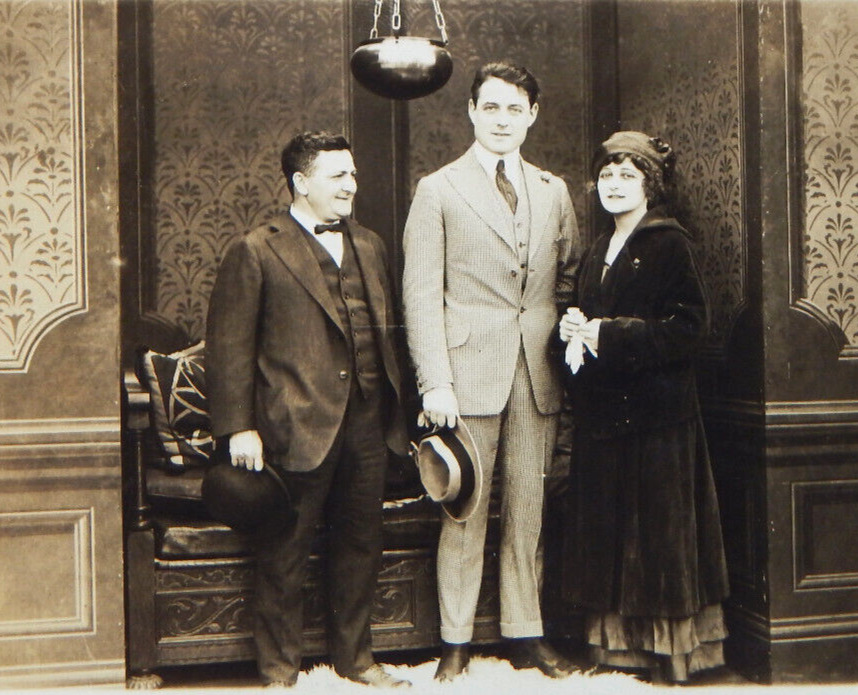 J. WARREN KERRIGAN & VERA SISSON SILENT ERA ACTOR PERSONAL PRESS PHOTO 5X7 1920s