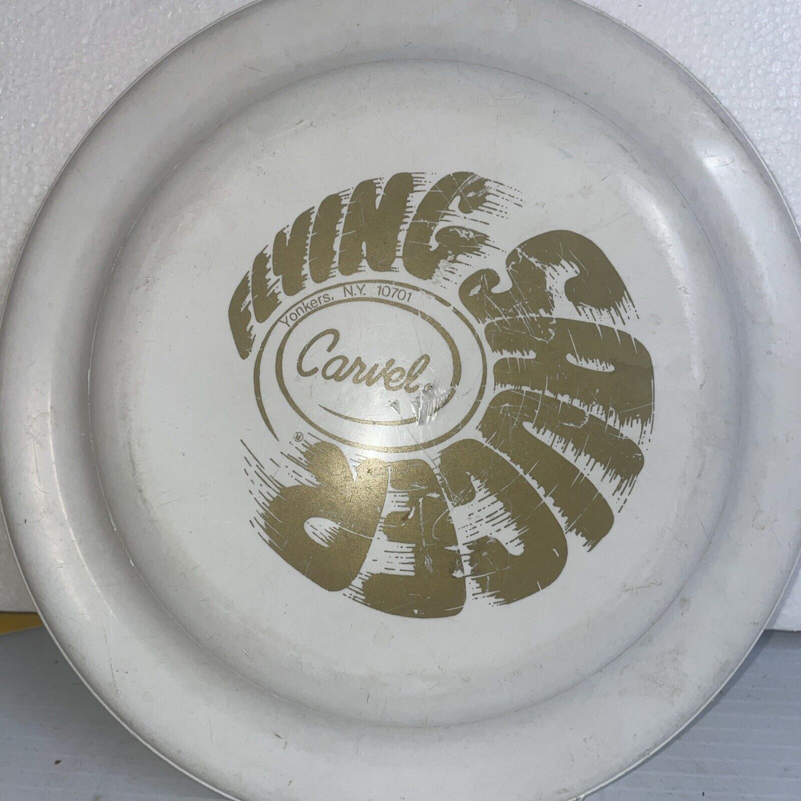 PROMOTIONAL CARVEL ICE CREAM FLYING SAUCER FRISBEE