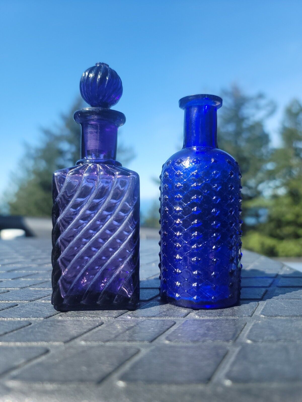 STUNning Old Miniature Amethyst twist PERFUME☆ 1890s Purple Scent Bottle W Top