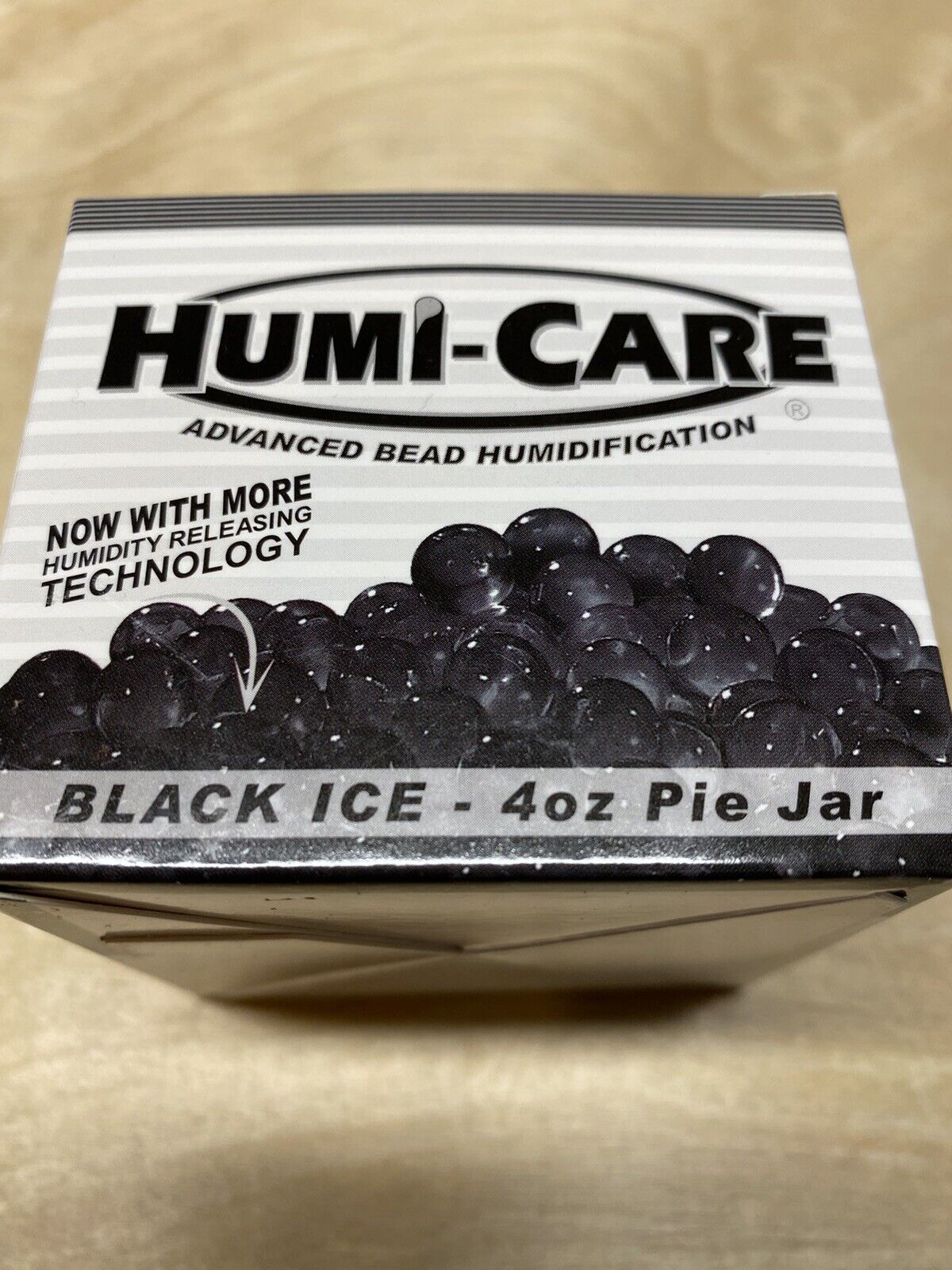 HUMI-CARE Black Ice Cigar Humidor Humidification Beads - 4 oz 4 Piece Pie Jar