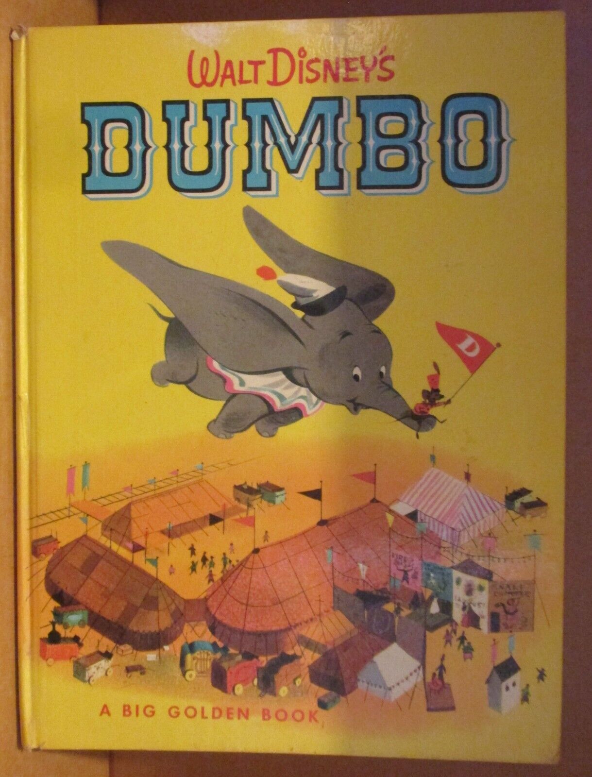 Vintage Walt Disney DUMBO A Big Golden Hardcover BOOK 1955 1966 Fifth Printing